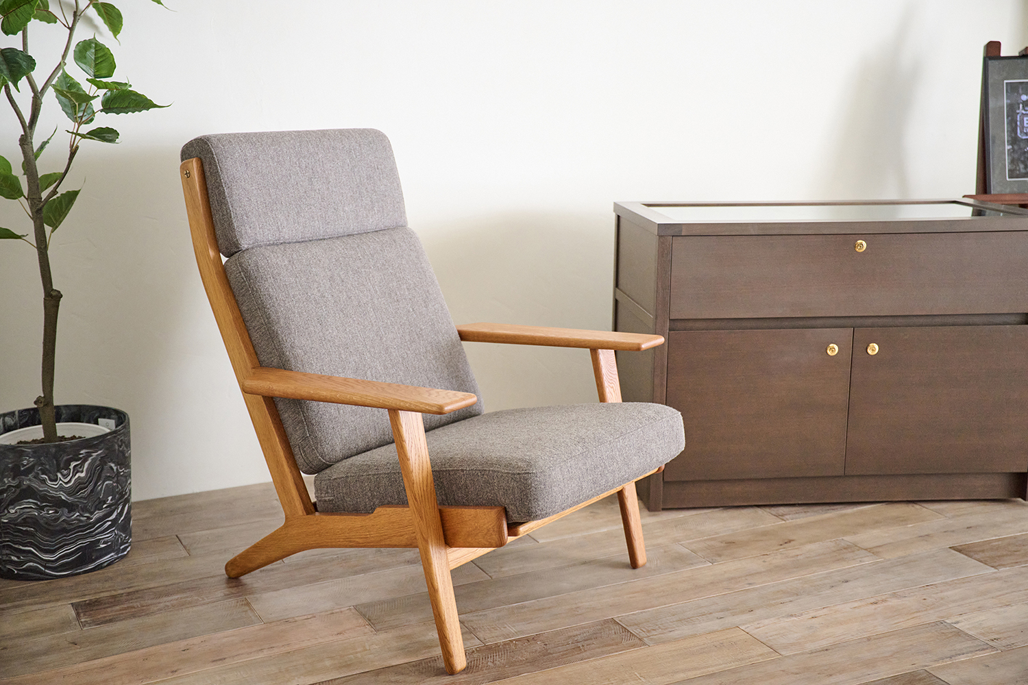 世界的家具デザイナー・ハンスJ.ウェグナー。 辻氏の愛したデンマーク生まれのチェア。